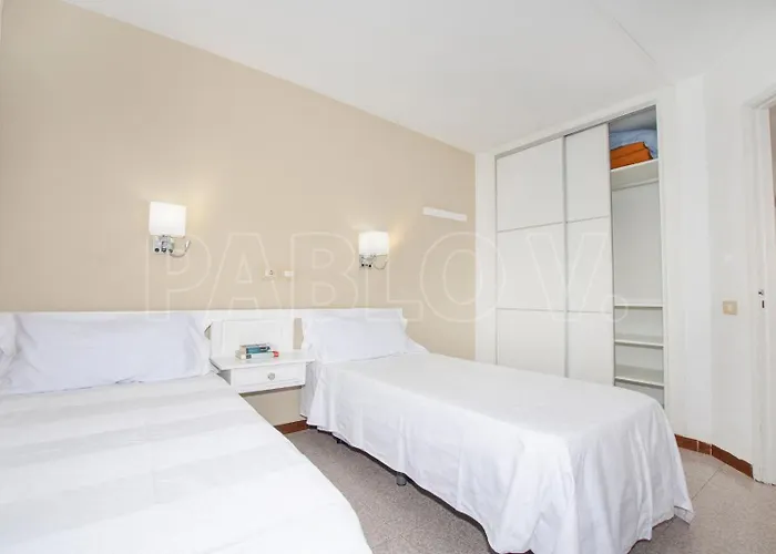 Playa Del Ingles, Farilaga Playa del Inglés